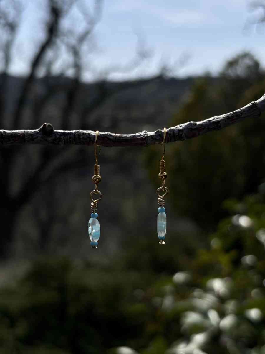 handmade glass bead earrings - Tehachapi, California - FleaMarketBay