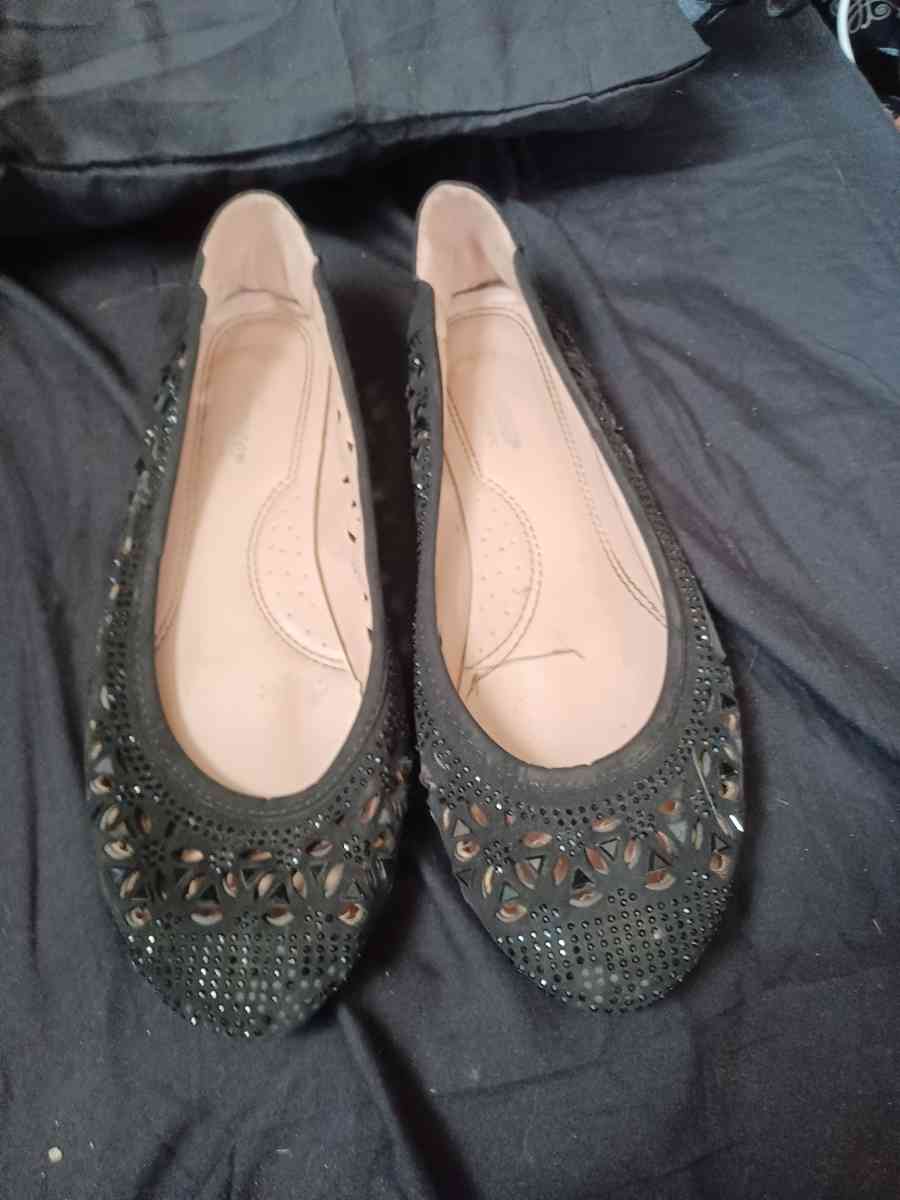 clothing  various - New Albany, Indiana - FleaMarketBay