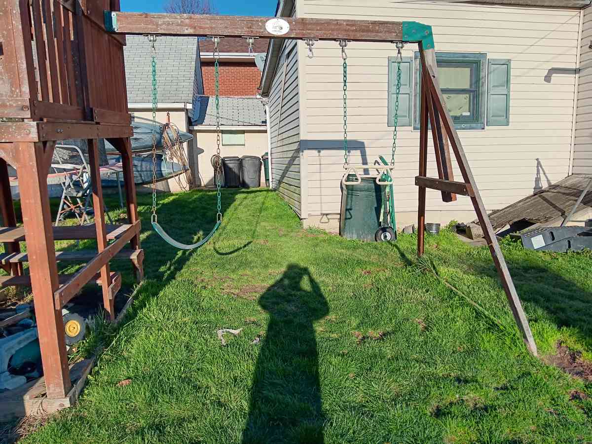 Complete kids playground - Fayette City, Pennsylvania - FleaMarketBay