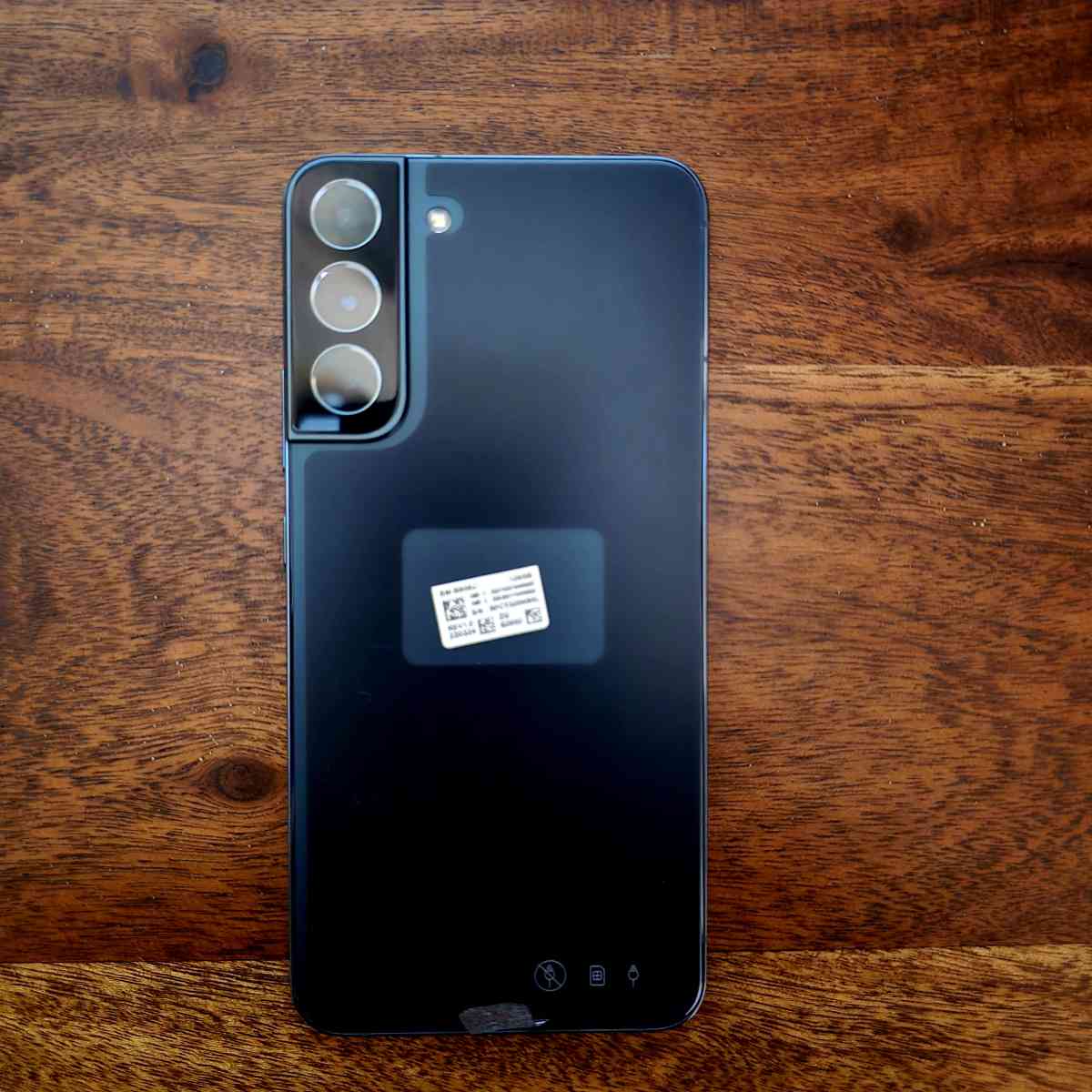 Galaxy s22 plus 5G and Cases - Turlock, California - FleaMarketBay