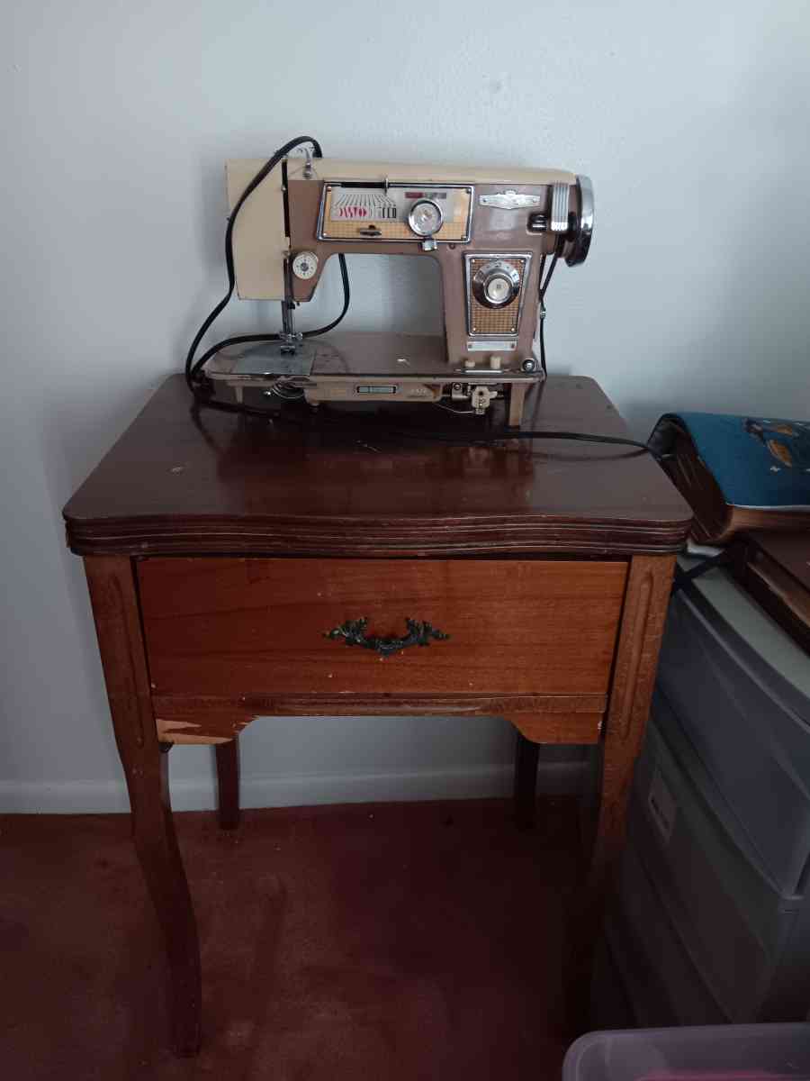 Estate Sale - Edinburg, Texas - FleaMarketBay