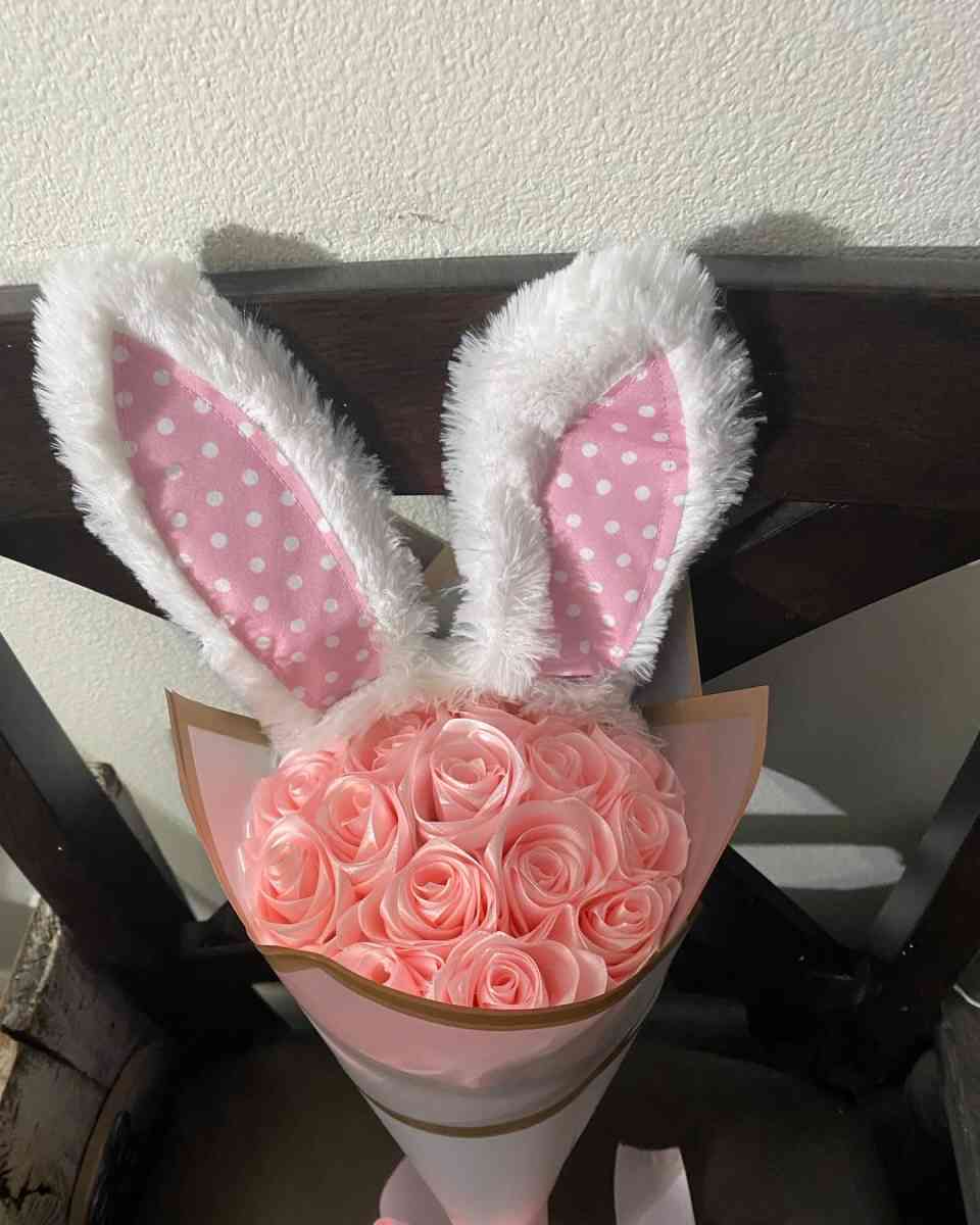 Eternal easter flowers - Carson, California - FleaMarketBay