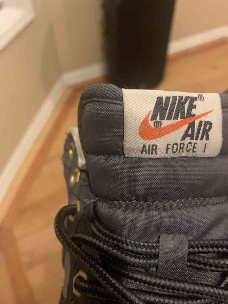 shoes - Chicago, Illinois - FleaMarketBay