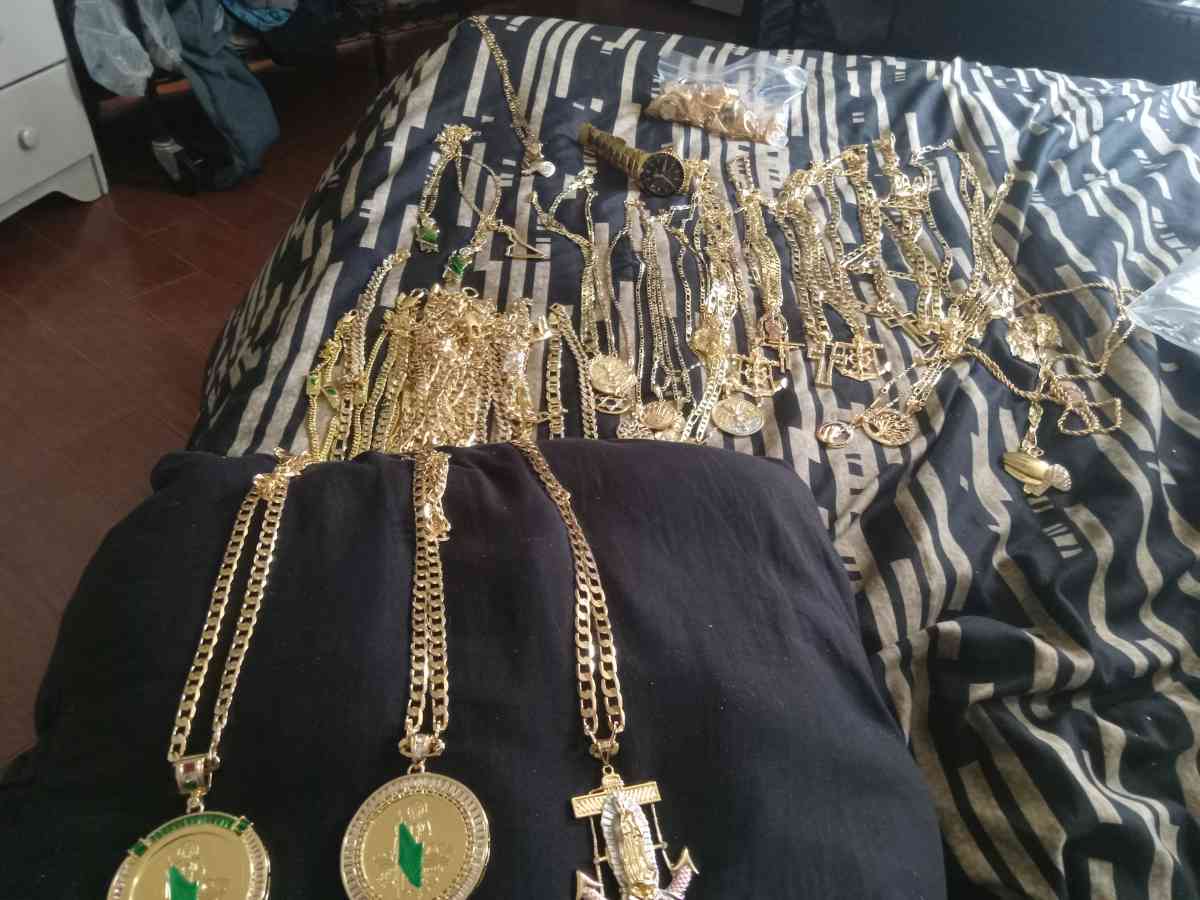 Jewlry Lamited Gold 14k - Caddo Mills, Texas - FleaMarketBay