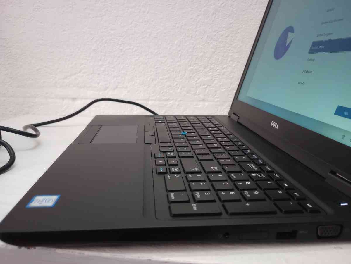 latitude 5580 not battery adapter included so you can still - Pomona, California - FleaMarketBay