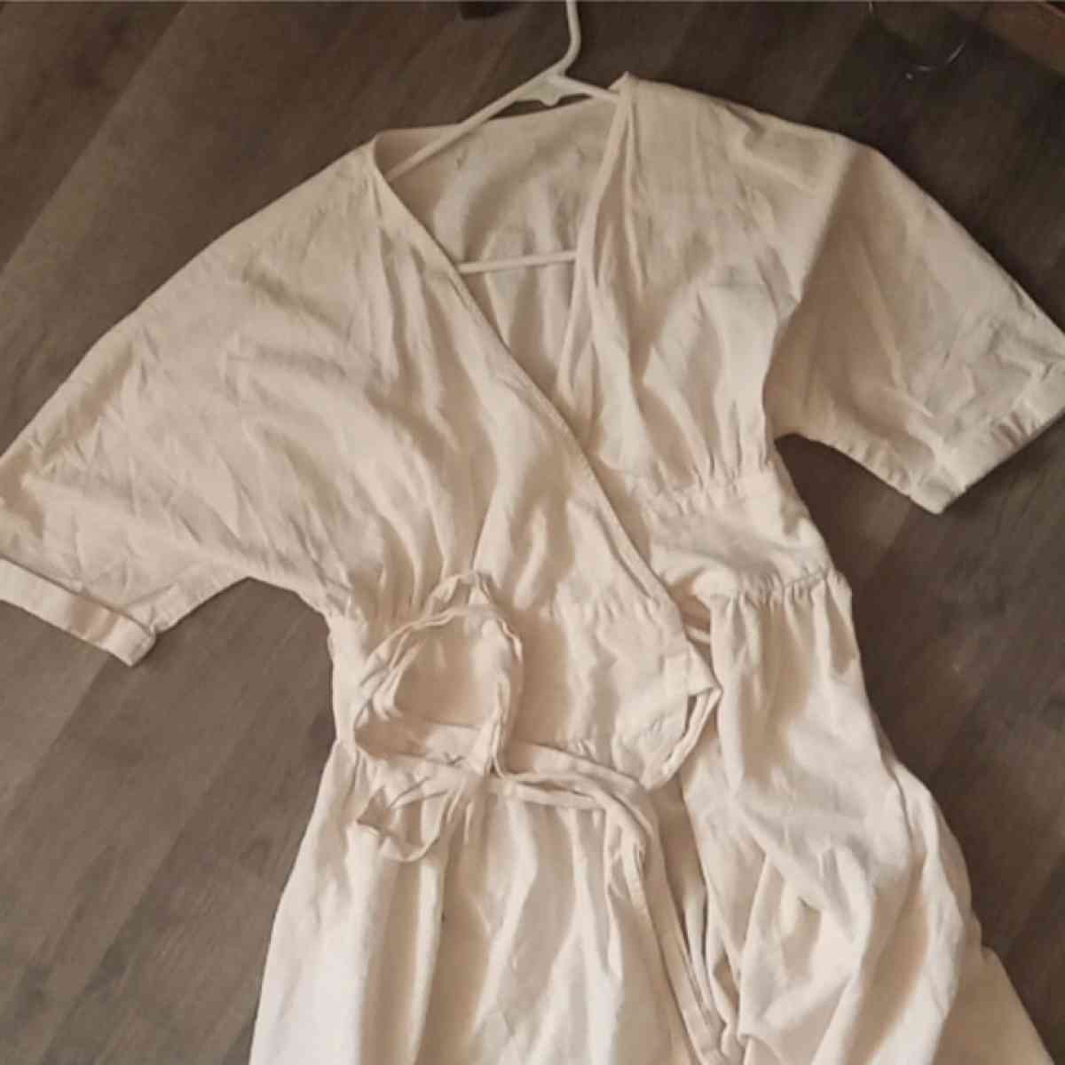 dress - Saginaw, Michigan - FleaMarketBay