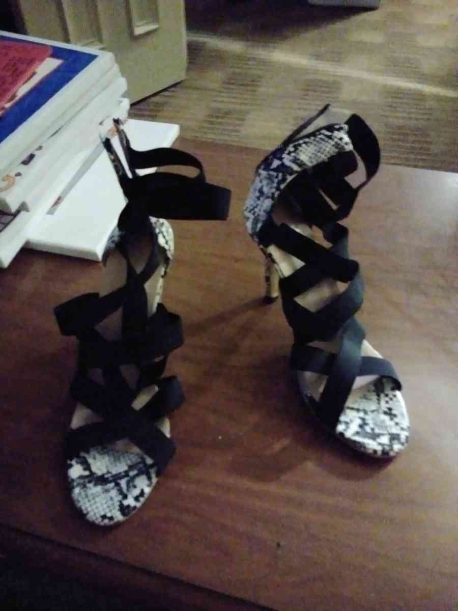 heels - Fayetteville, North Carolina - FleaMarketBay
