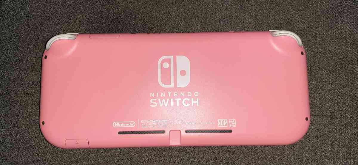 Nintendo Switch Lite - Elkin, North Carolina - FleaMarketBay