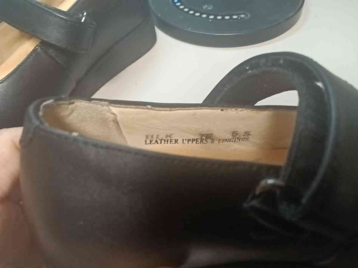 womens Ortho feet black - Torrance, California - FleaMarketBay