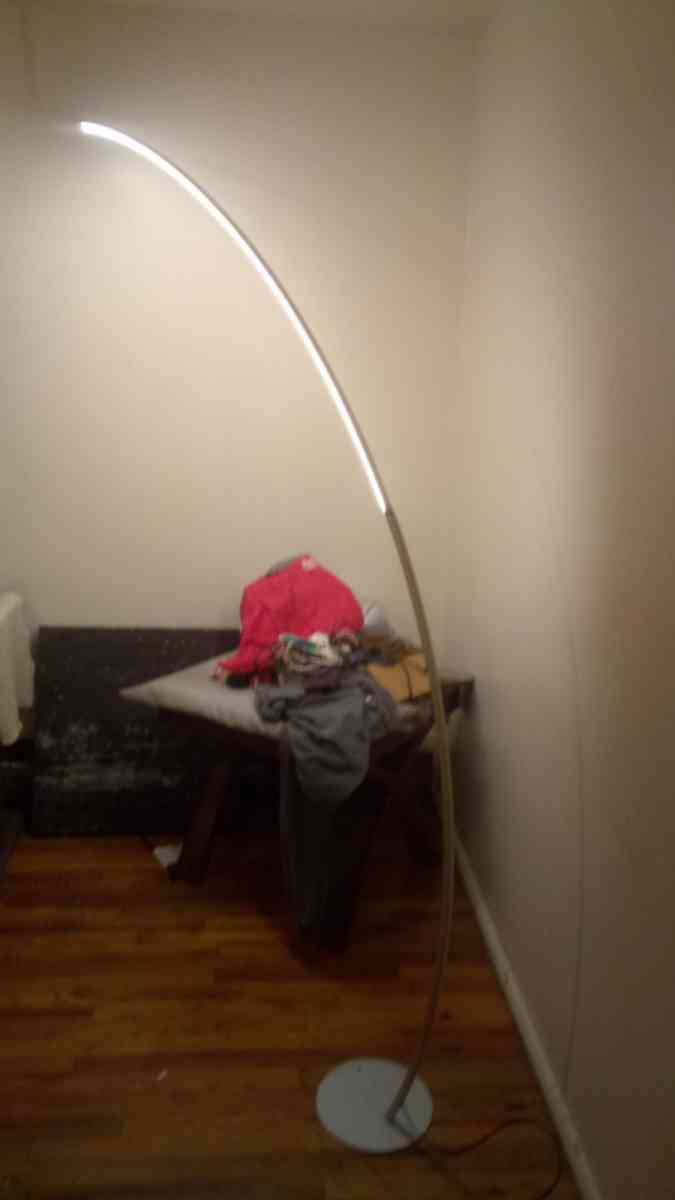 light end table and kitchen table - Cincinnati, Ohio