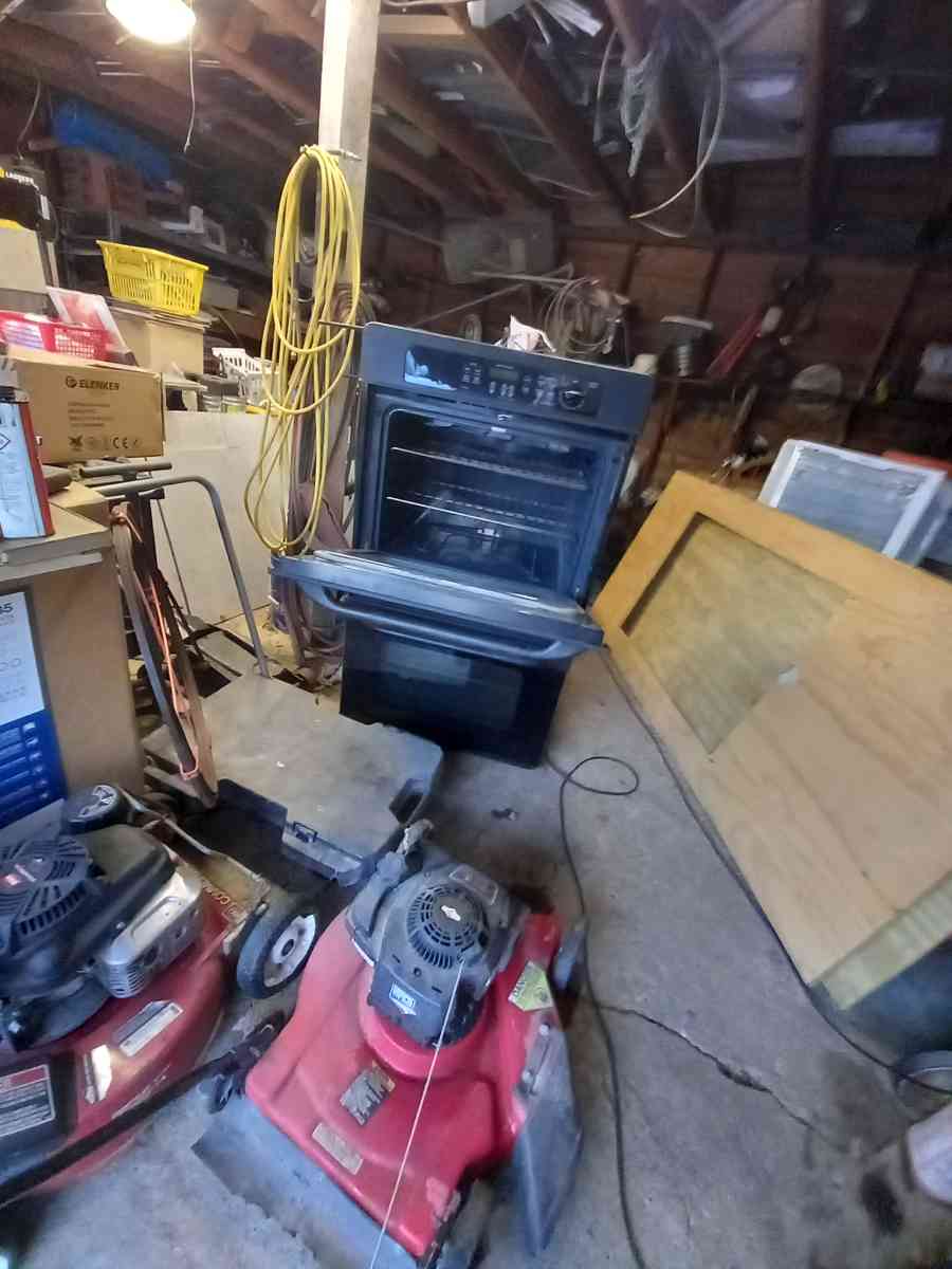 30  GE Electric Stacked range ovens - Grand Prairie, Texas - FleaMarketBay