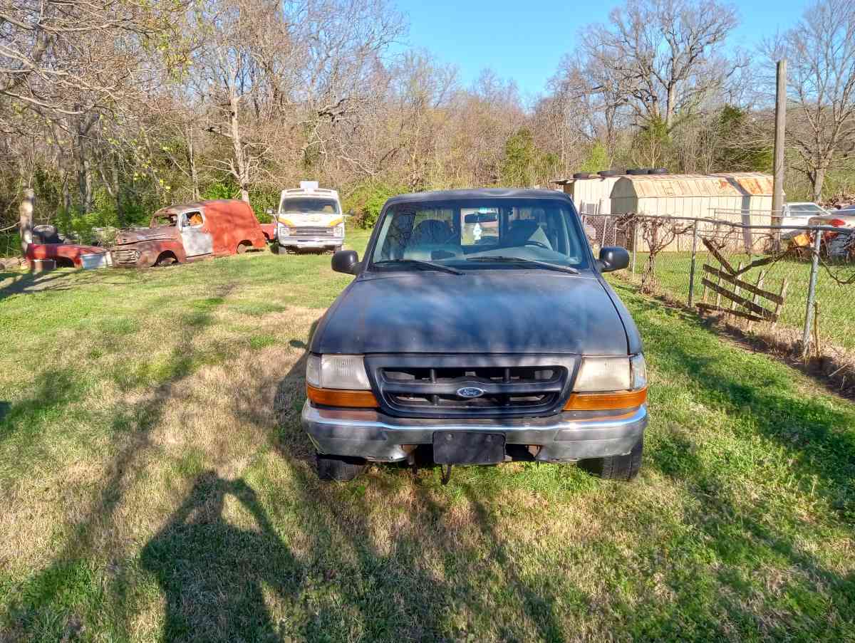 96 Ford ranger 2wd - Springdale, Arkansas