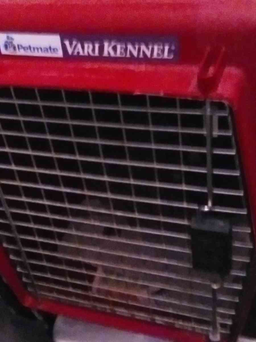 dresser and recliner 4 cherry wood dining chairs - Miamisburg, Ohio