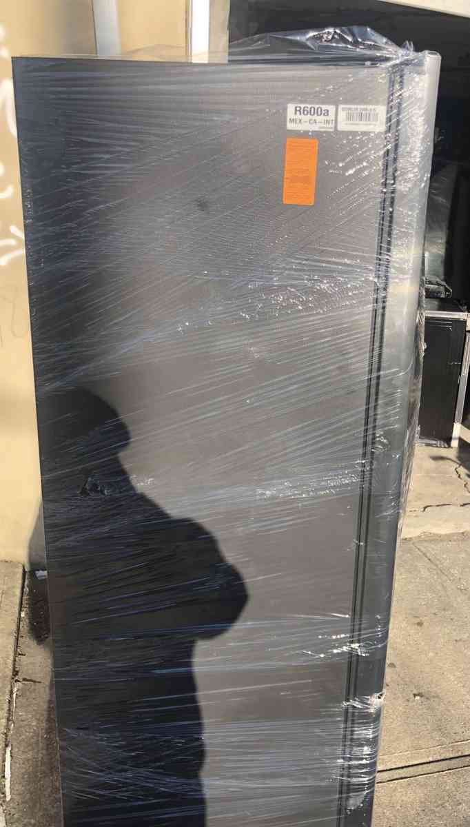 Brand New Fridge for Sale - New York, New York - FleaMarketBay