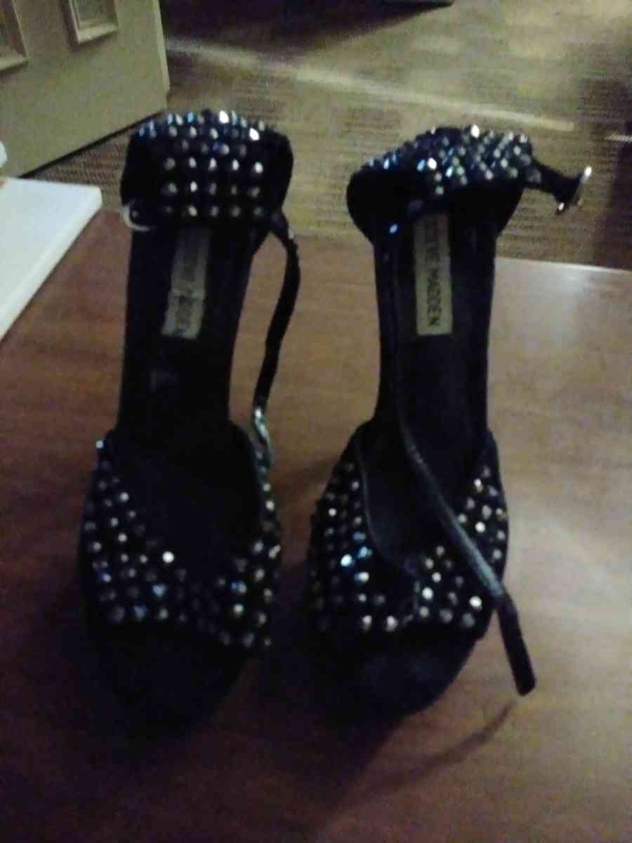 black heels - Fayetteville, North Carolina