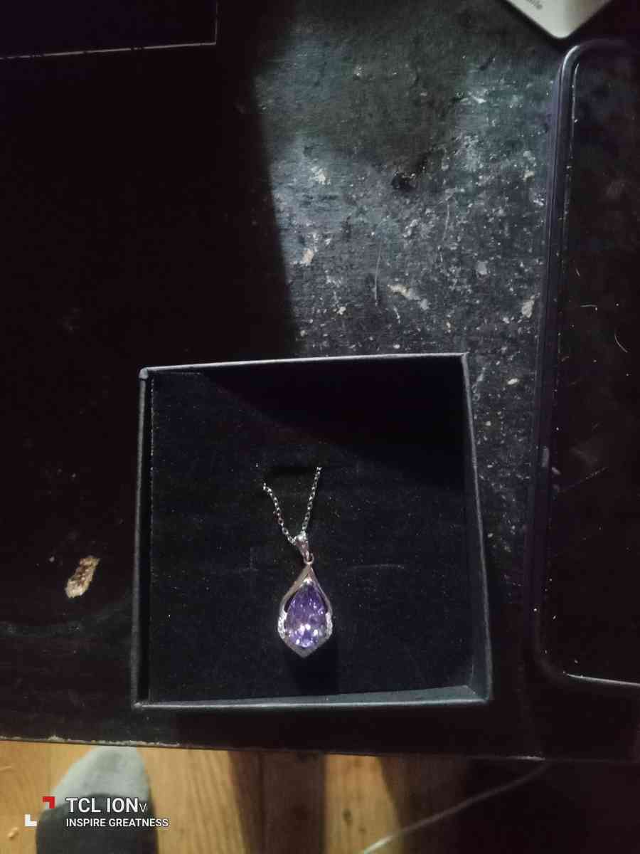 Sterling silver amethyst necklace - Roanoke, Virginia - FleaMarketBay