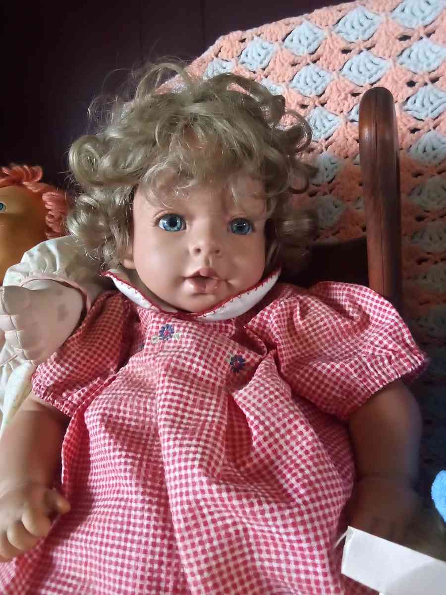 baby dolls - Dayton, Ohio - FleaMarketBay