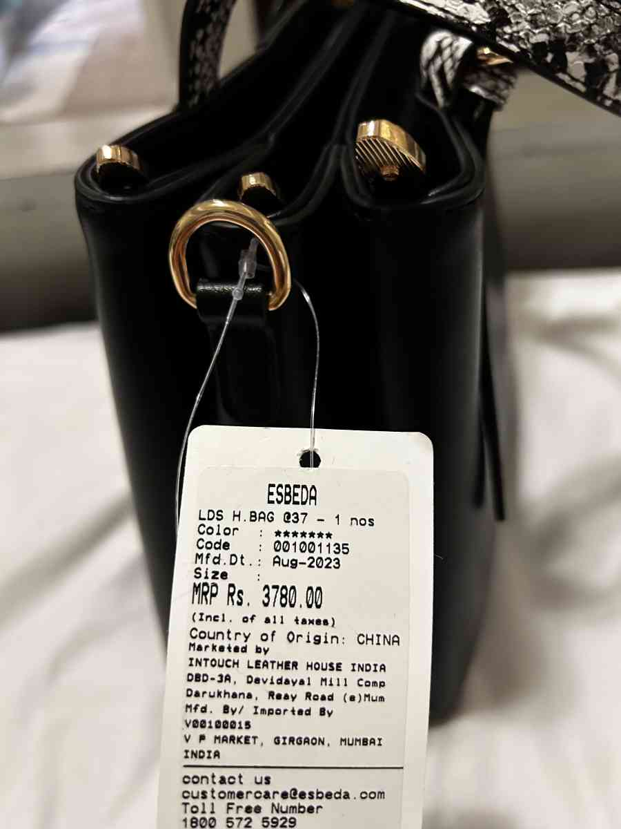 ESBEDA Black Handbag - Suwanee, Georgia - FleaMarketBay