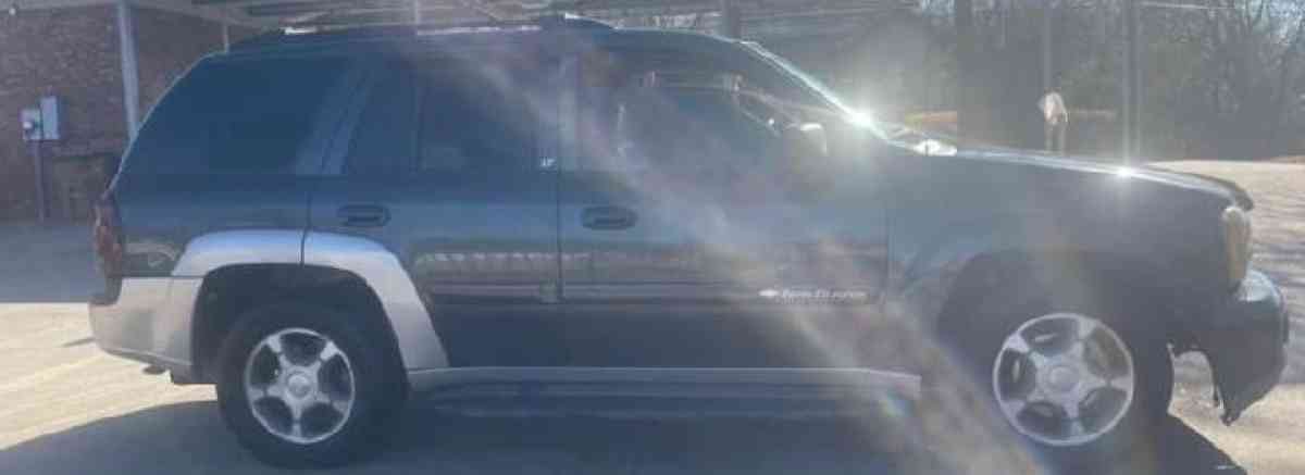 2004 Chevrolet Trailblazer - Memphis, Tennessee - FleaMarketBay