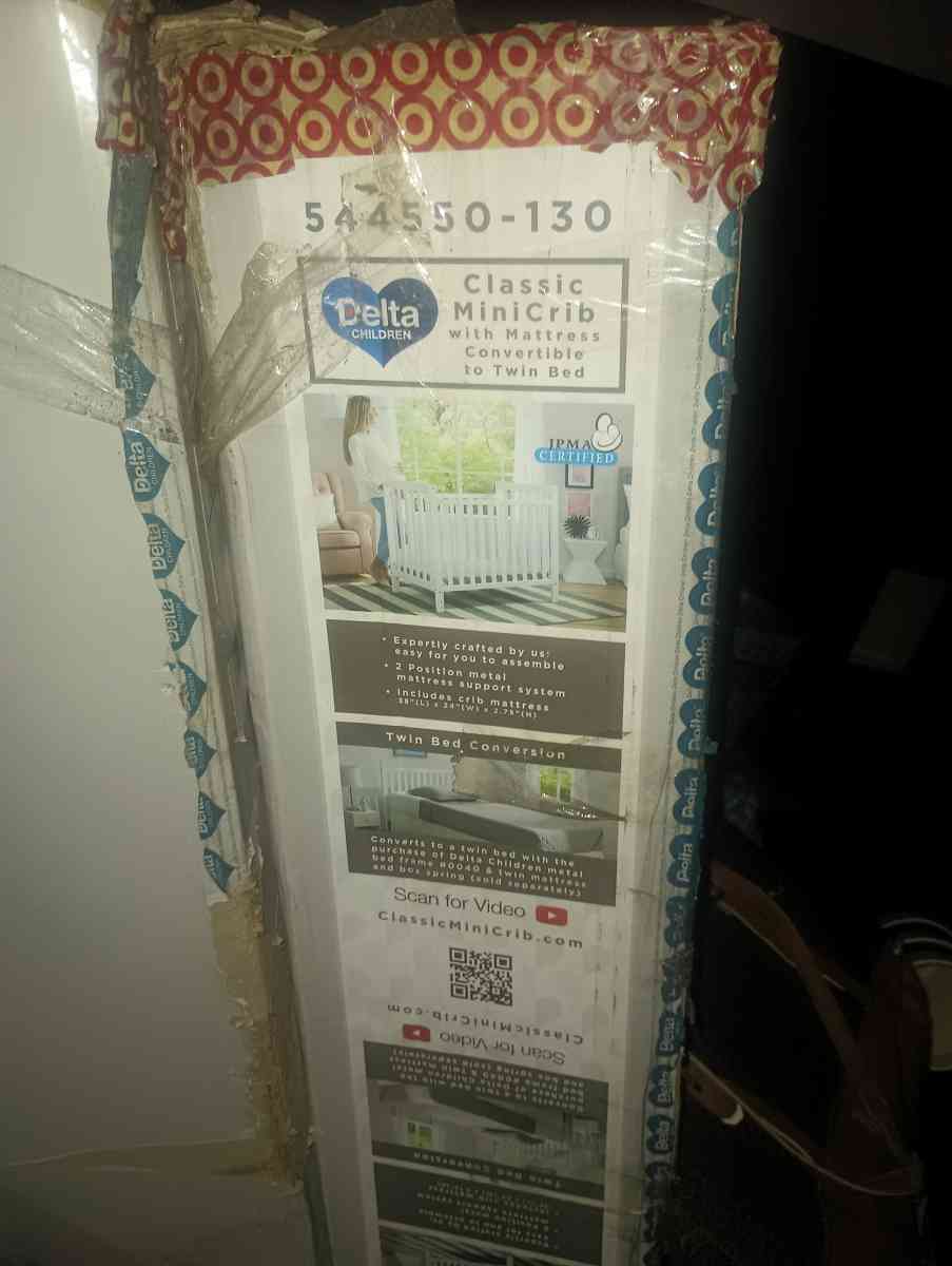 baby crib - Summerfield, Florida