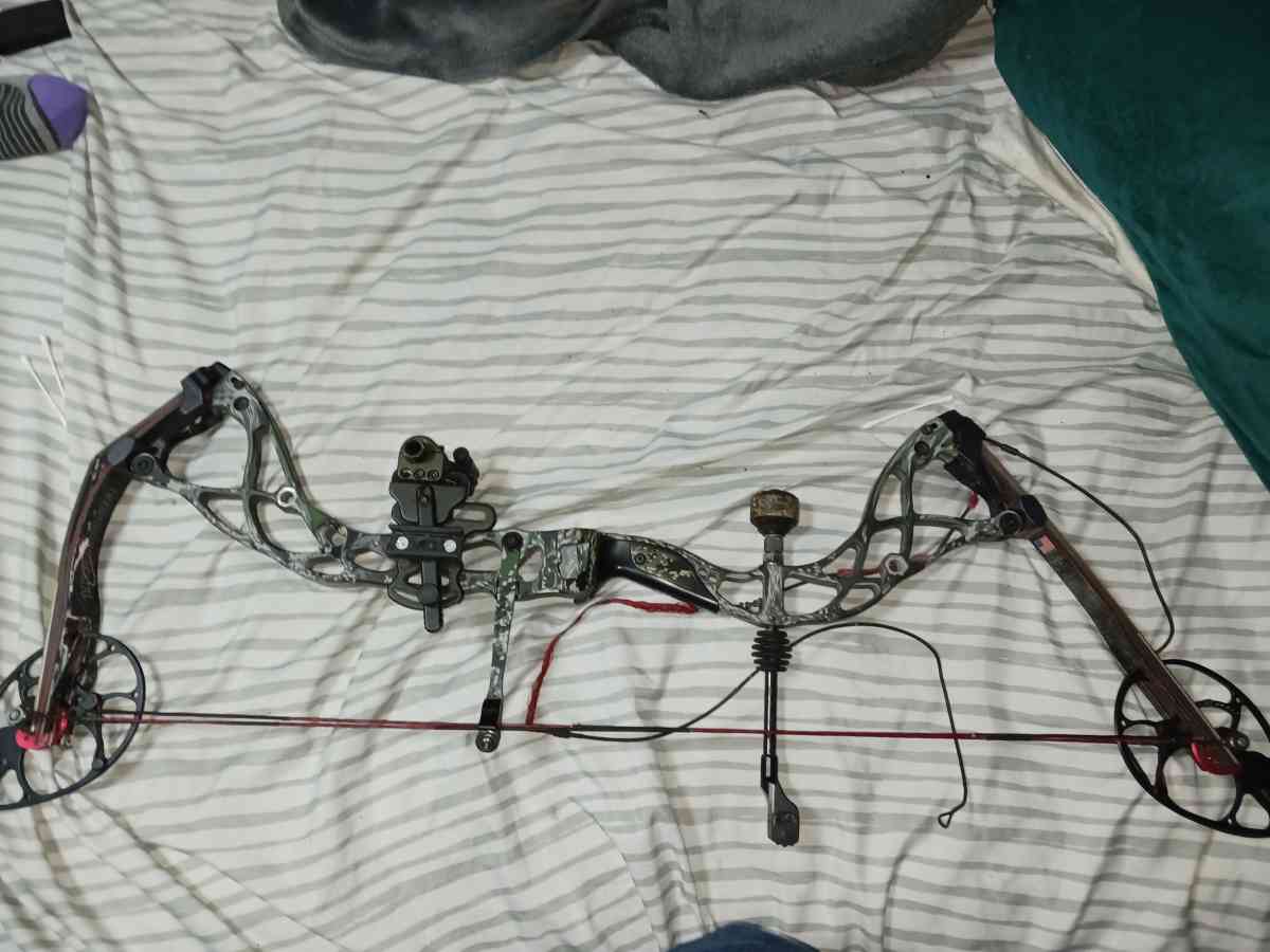 a bow 90 - Iowa Park, Texas