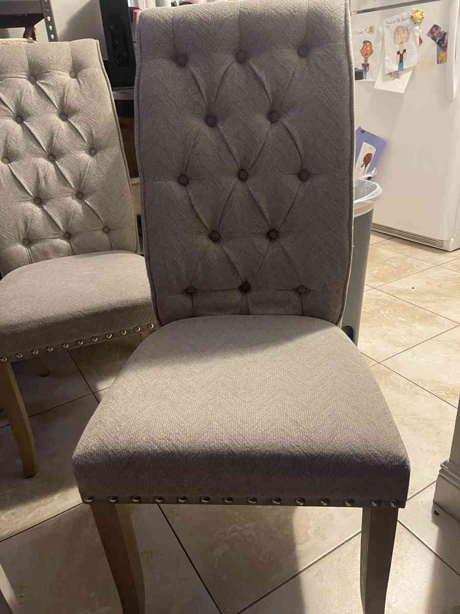 dining chairs - Fort Lauderdale, Florida - FleaMarketBay