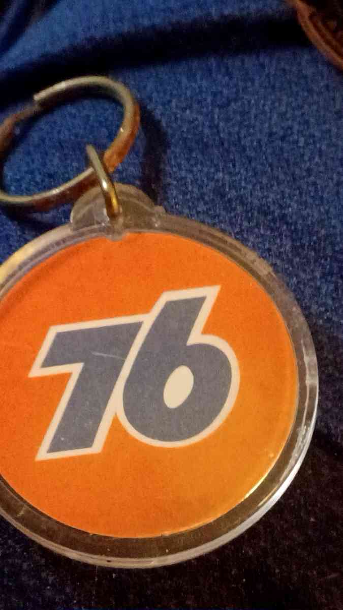 vintage collectibles key chains - Abington, Pennsylvania