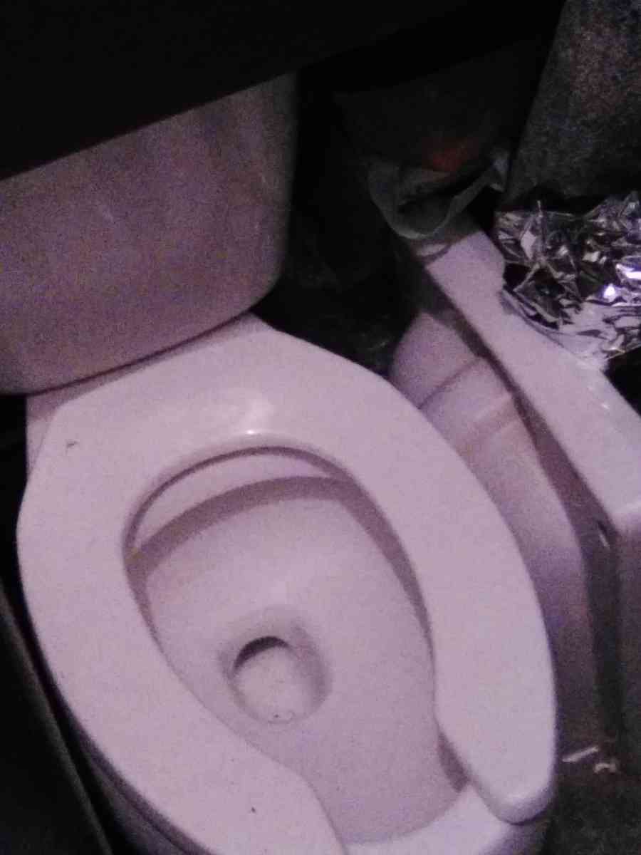 dresser and recliner 4 cherry wood dining chairs - Miamisburg, Ohio - FleaMarketBay