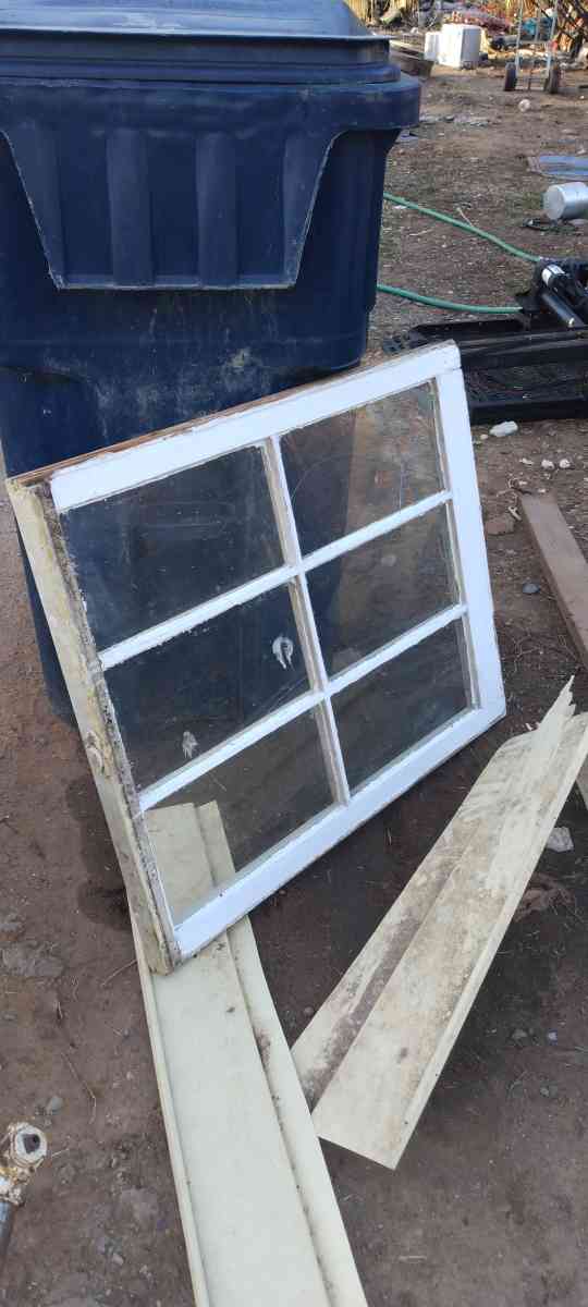 vintage windows 5 ech - Adair, Oklahoma - FleaMarketBay