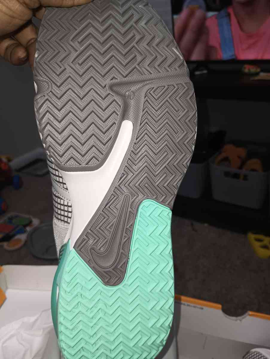 Nike LeBron witness 7 - Marietta, Georgia - FleaMarketBay