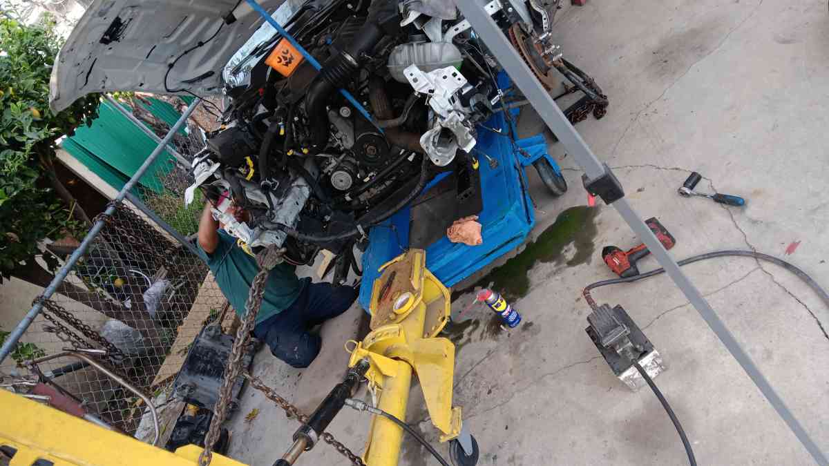 body shop - Ontario, California - FleaMarketBay