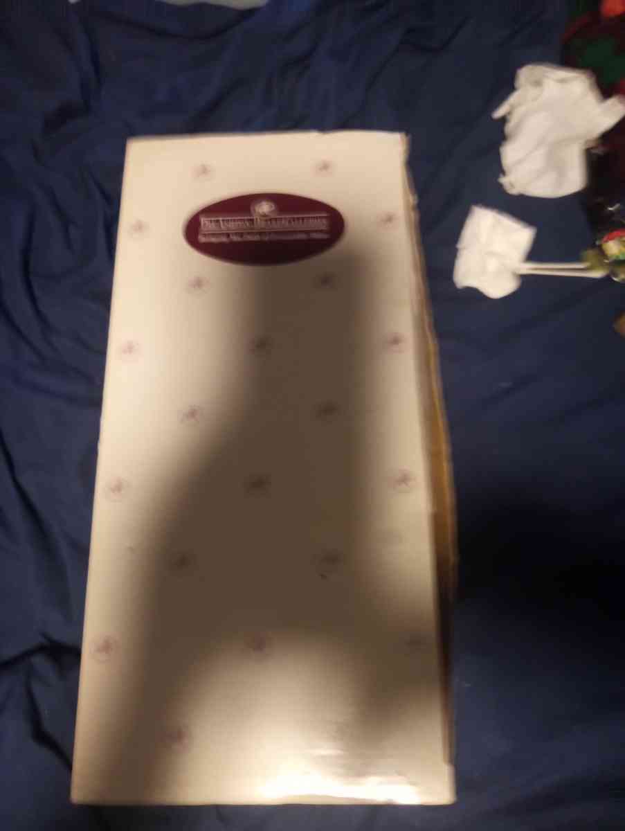 snow white doll - Fayetteville, North Carolina - FleaMarketBay