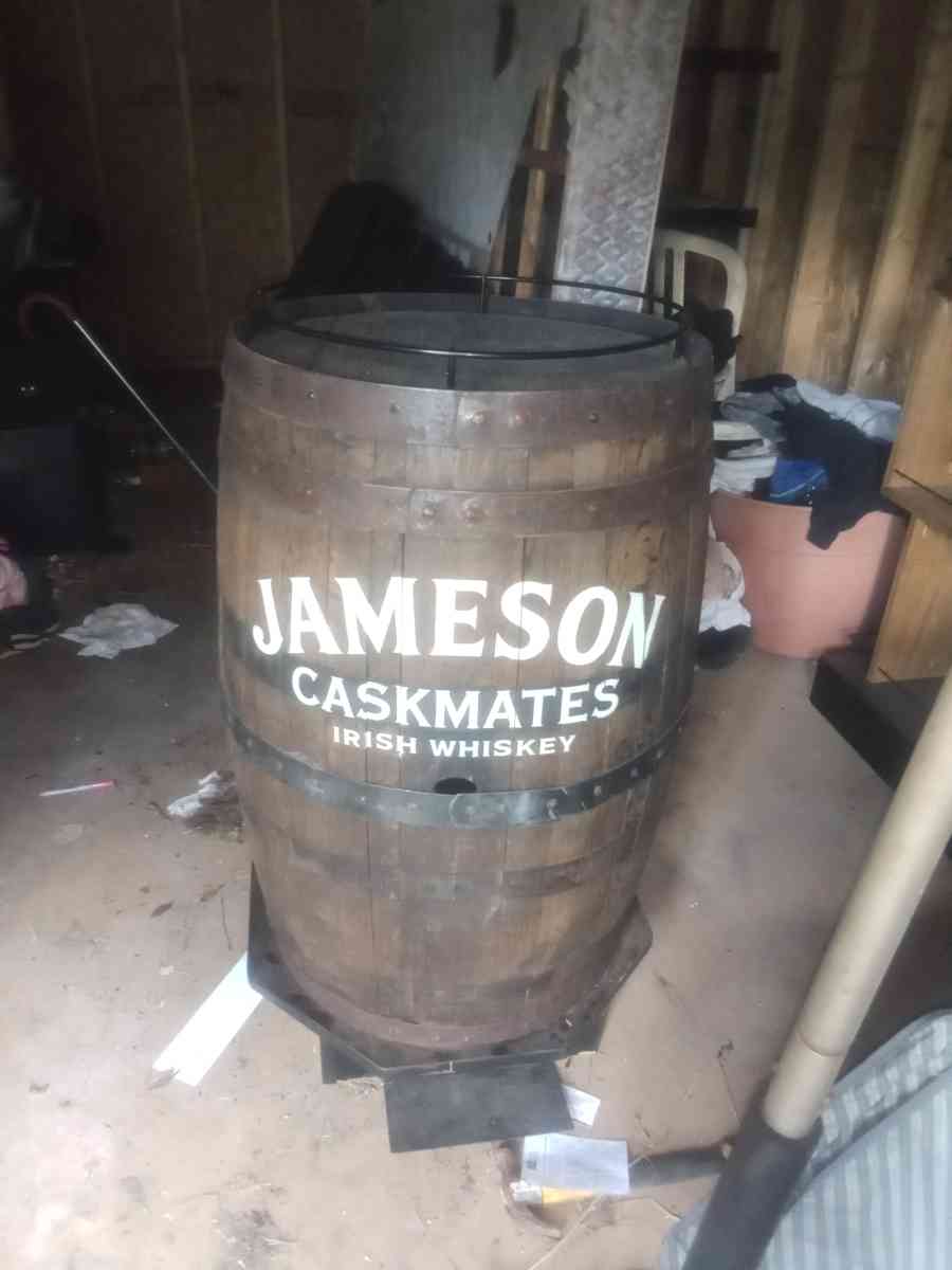 Jameson large oak barrel display mini bar - Tampa, Florida
