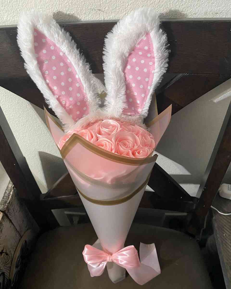 Eternal easter flowers - Carson, California - FleaMarketBay