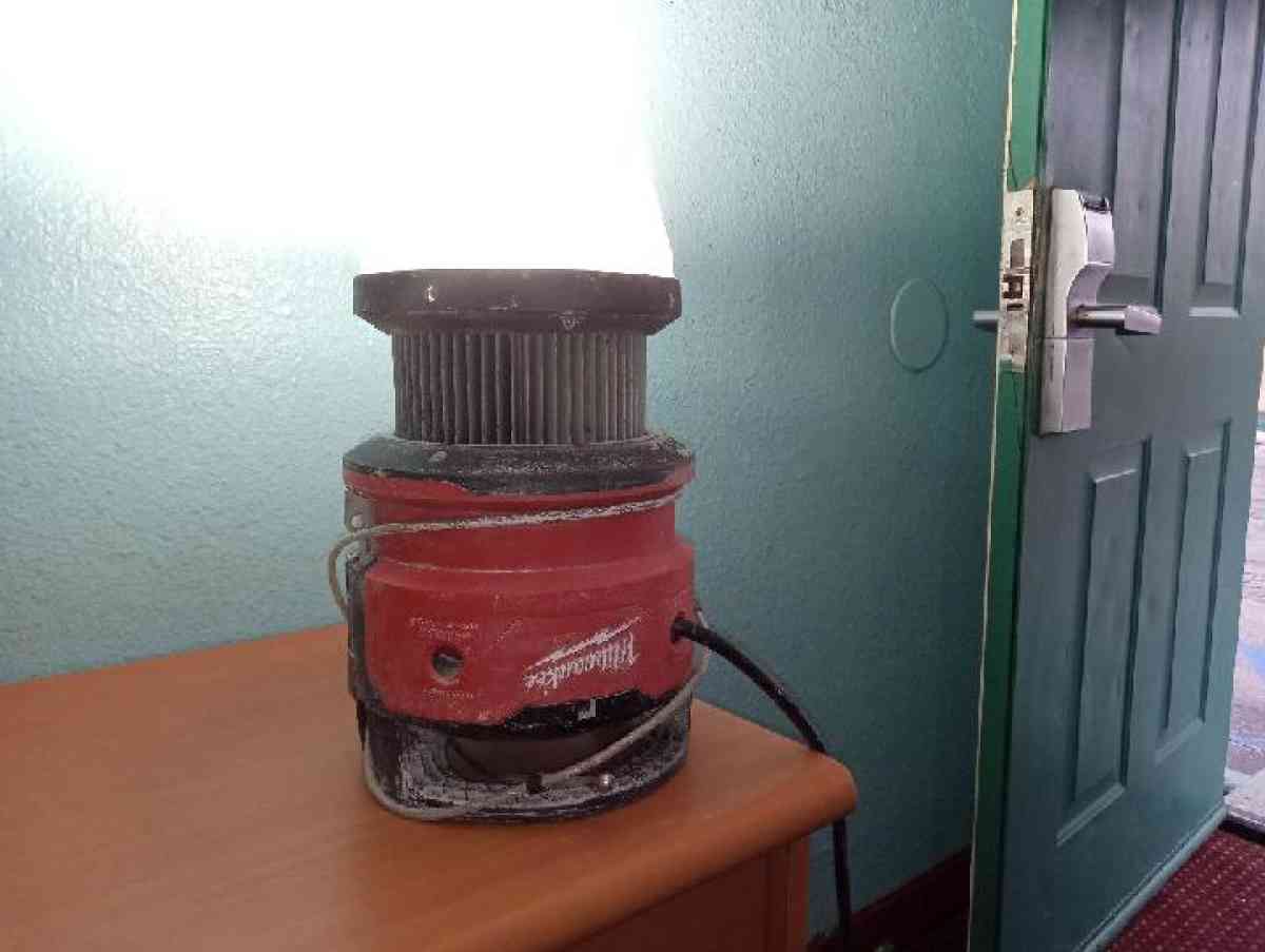 Milwaukee Tunnel Light