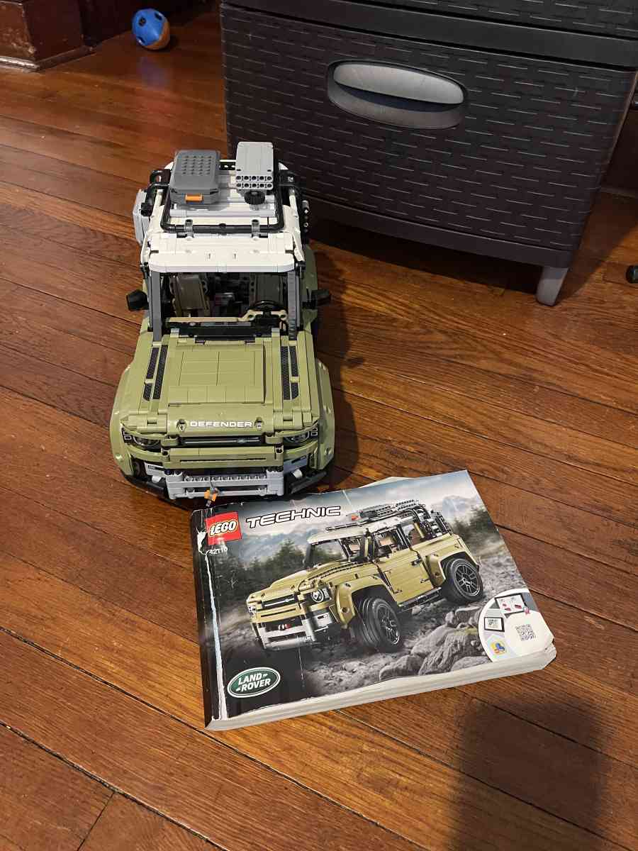 built Lego technic Land Rover defender