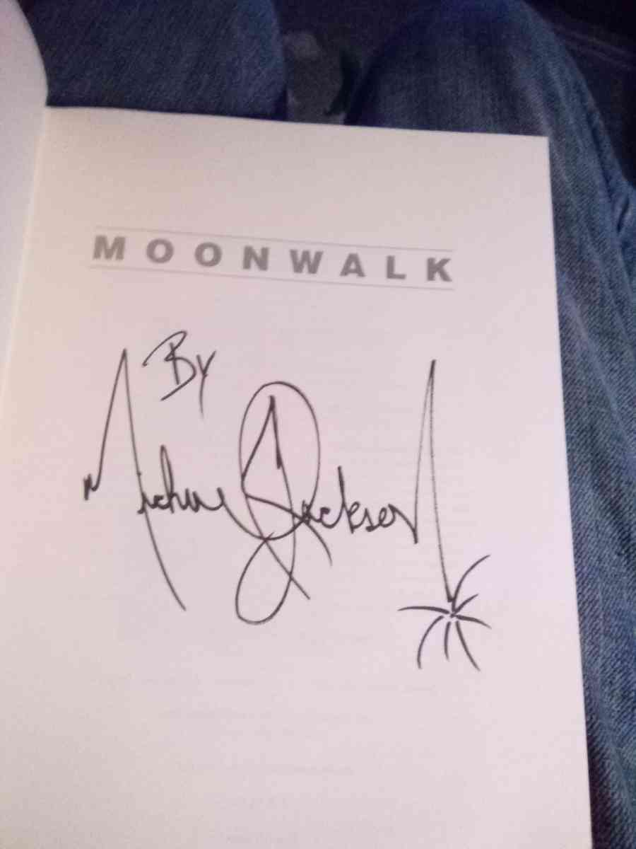Michael Jackson Moon Walk autobiography book - Alexandria, Indiana