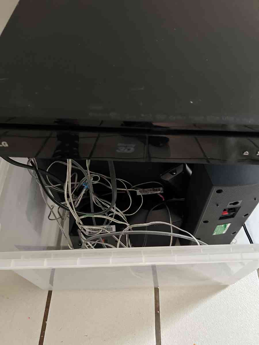 LG Blu Ray player and sound system