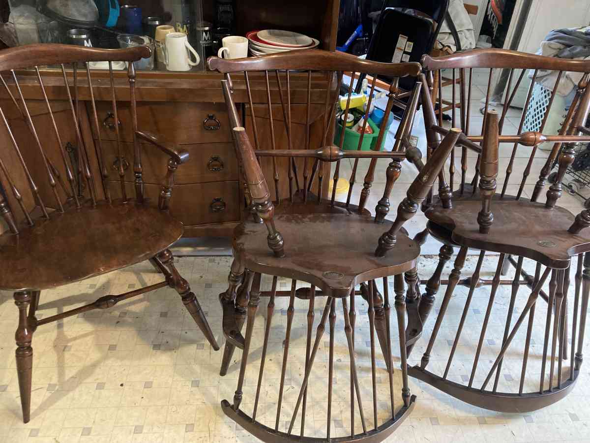 Cushman Colonial Creations Fairfield Dining Chairs - Louisville, Kentucky - FleaMarketBay