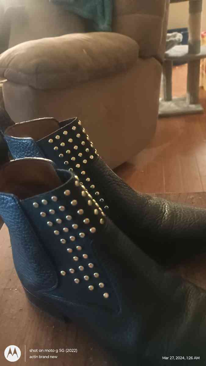 Genuine Made in Italy Chloe Ankle Gold Studed Boots - Aurora, Colorado - FleaMarketBay