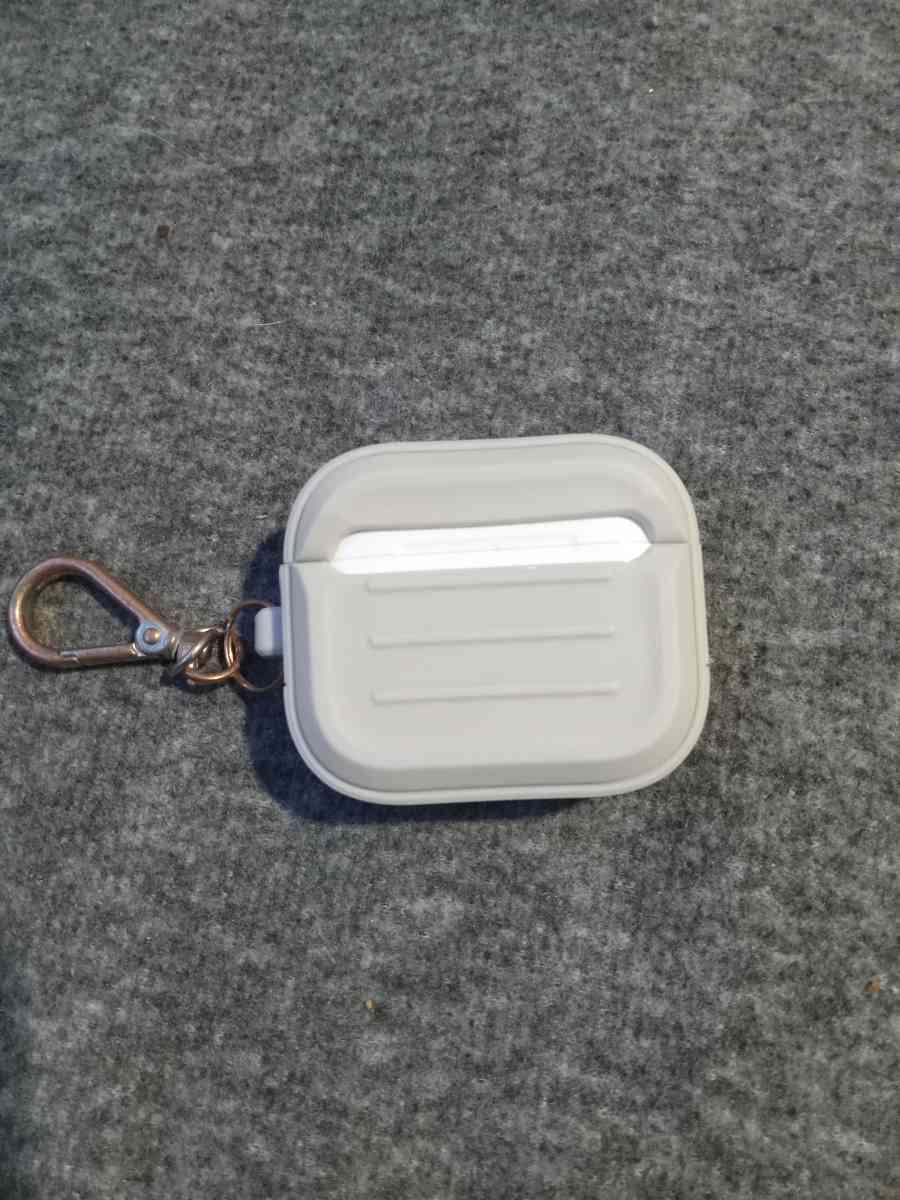 Apple Airpods 3rd Generation - San Bernardino, California - FleaMarketBay