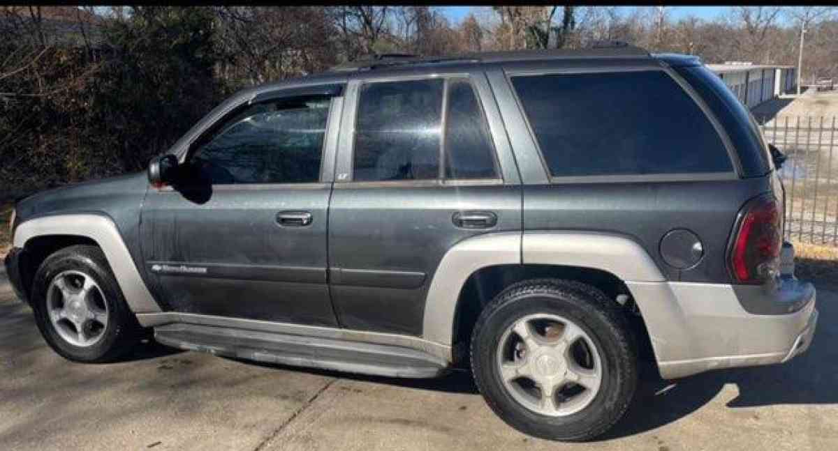 2004 Chevrolet Trailblazer - Memphis, Tennessee - FleaMarketBay
