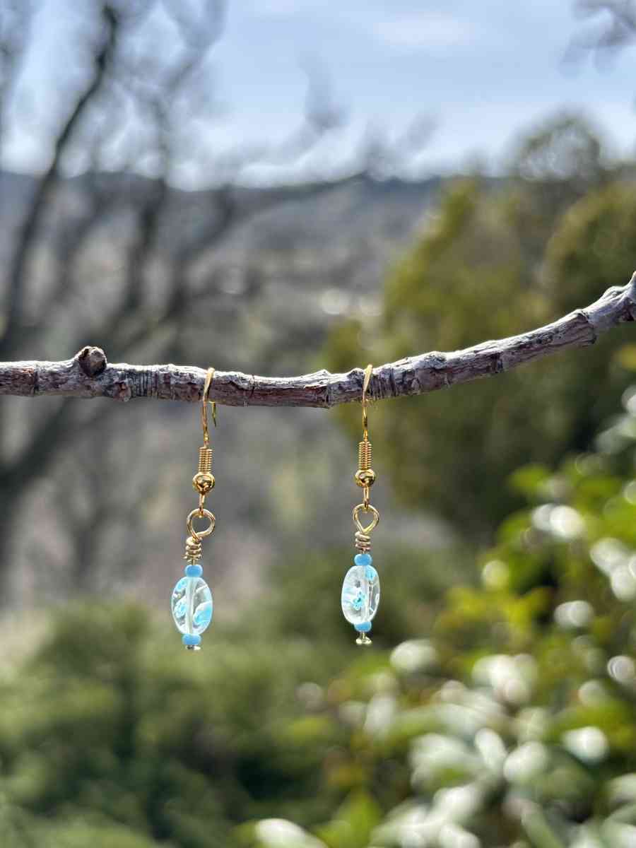 handmade glass bead earrings - Tehachapi, California - FleaMarketBay