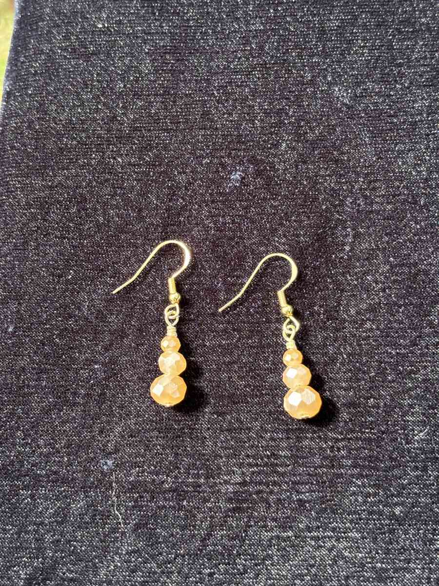 handmade earrings - Tehachapi, California - FleaMarketBay