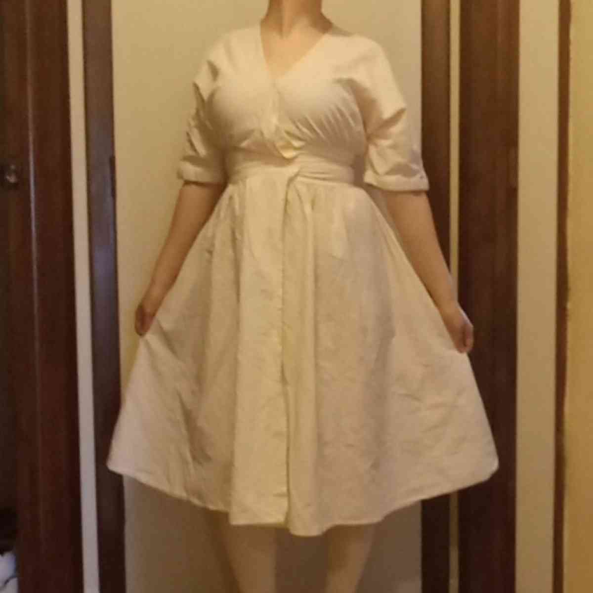 dress - Saginaw, Michigan - FleaMarketBay