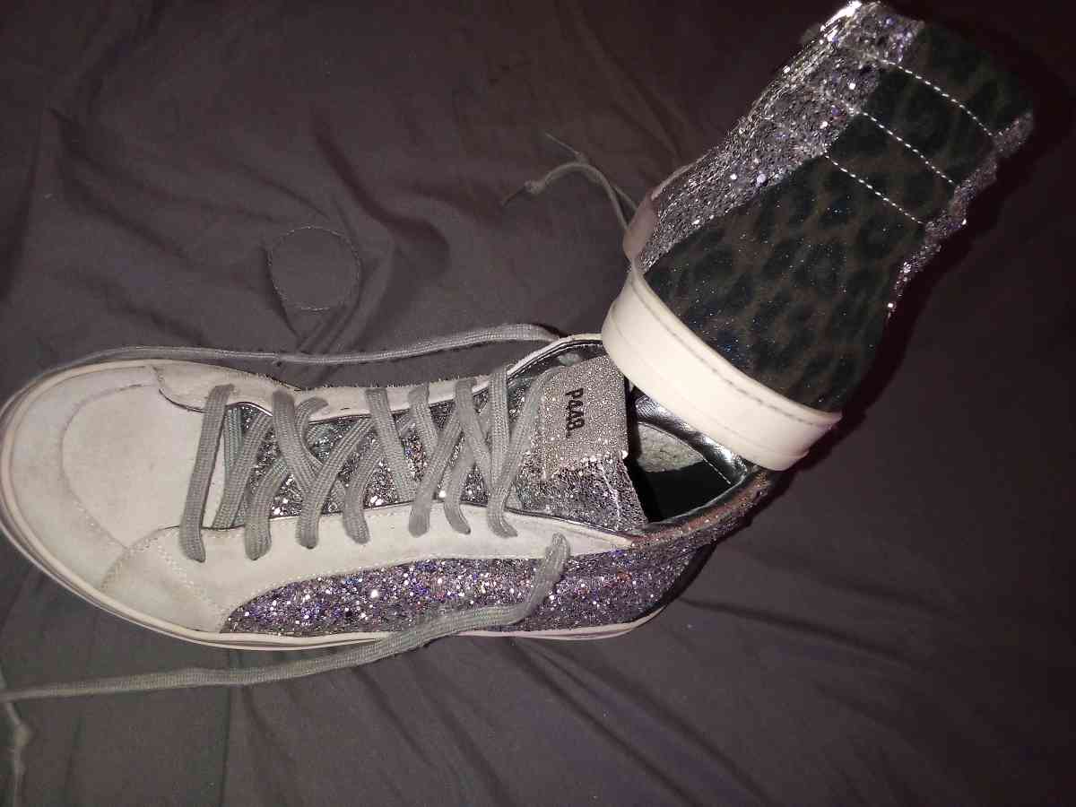 P448 girls skate shoes - North Port, Florida - FleaMarketBay