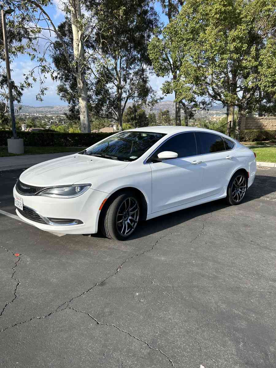 2015 Chrysler 200