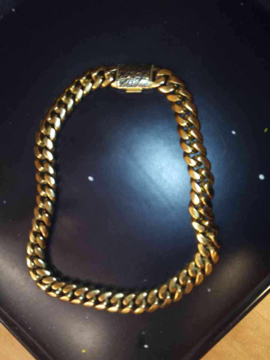 GLD Miami Cuban 18k plated Chain - Vancouver, Washington - FleaMarketBay