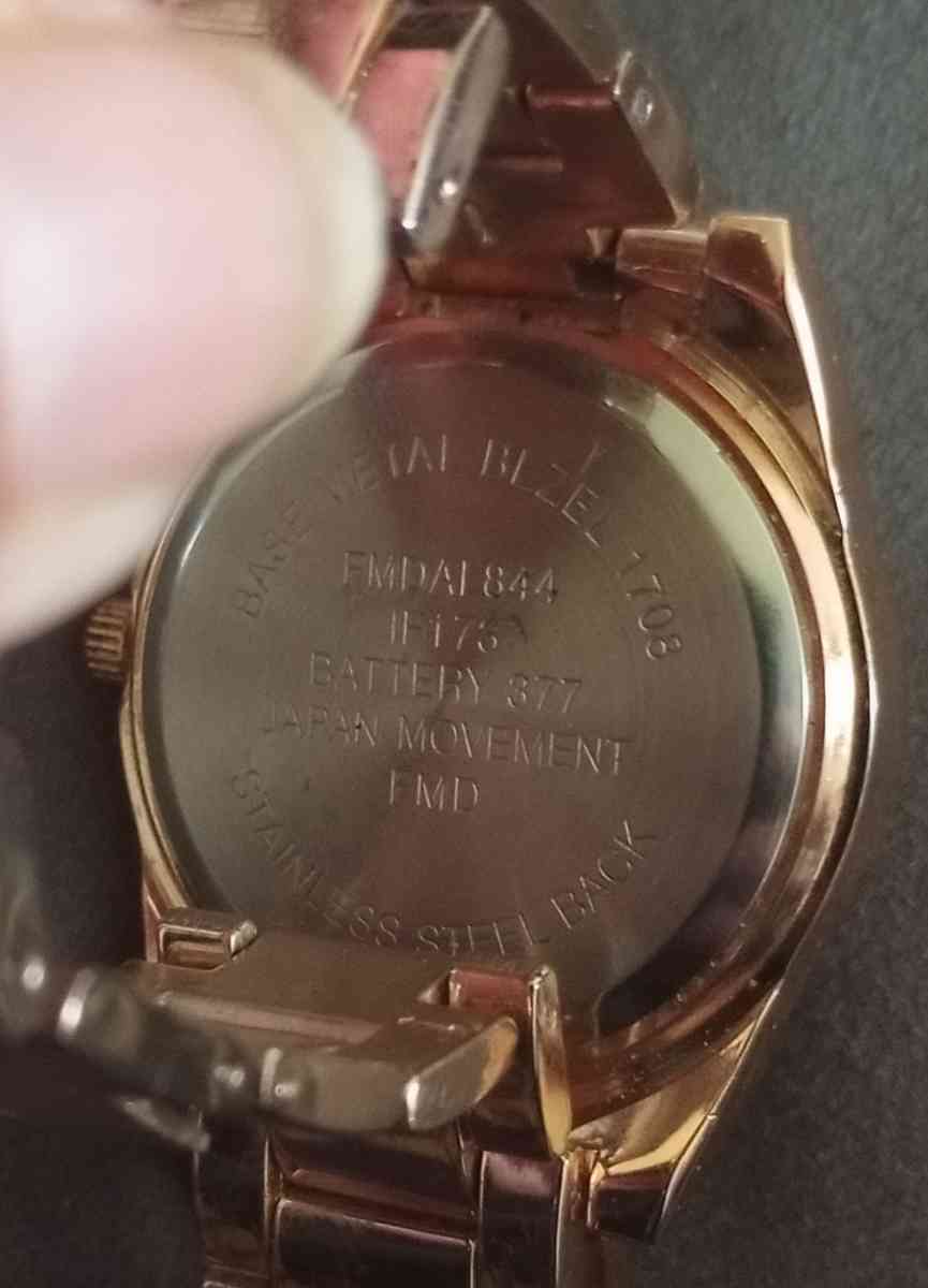 rose gold watch for women - Baltimore, Maryland - FleaMarketBay