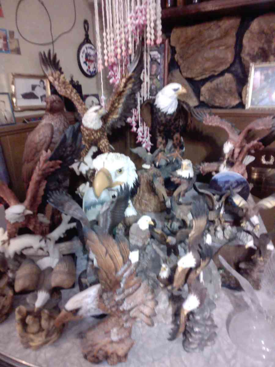 Collection of Ceramic Eagles Large medium  Small - Des Moines, Iowa - FleaMarketBay